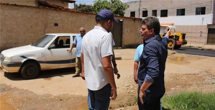 O prefeito Duílio de Castro acompanhou de perto o trabalho da equipe esta semana.